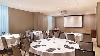 Hilton Woking