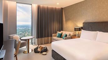 Hilton Woking