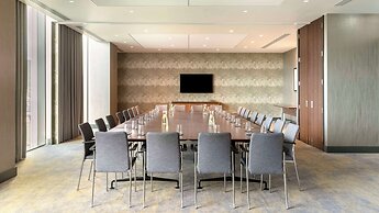 Hilton Woking