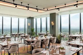 Hilton Woking