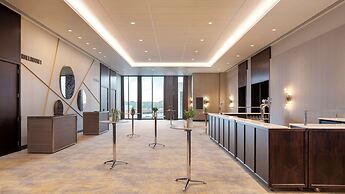 Hilton Woking