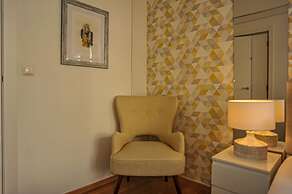 My Fair Lisbon -modern flat with elevator in central Lisbon