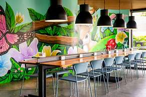 HOMA Phuket Town