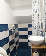 Apartment near Dry Bridge