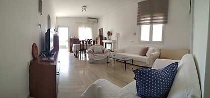 House Sleeps 4 With Pets