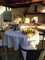 House Sleeps 4 With Pets