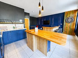 Bullseye Bunk House by Sasco
