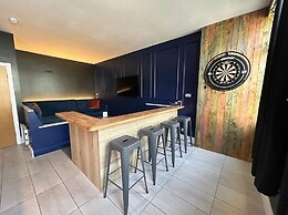 Bullseye Bunk House by Sasco
