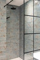 Bullseye Bunk House by Sasco