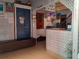 Goroomgo Gayatri Guest House Haridwar