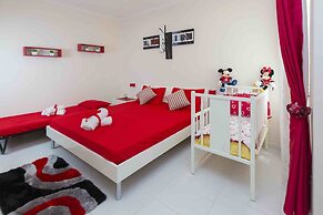 Sea View 2 Bed Apartment Close to Beach Hpi6768