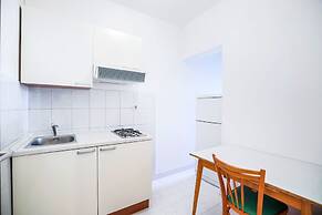 Captivating 1-bed Apartment in Podstrana