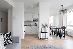 Stunning Views 1BR Home with Sauna and Balcony