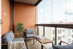 Stunning Views 1BR Home with Sauna and Balcony