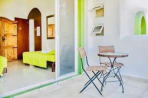 Gorgeous 22 People Villa With Pool Playacar Phase 2