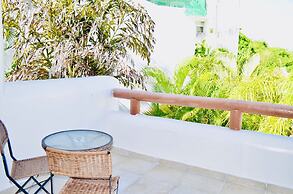 Gorgeous 22 People Villa With Pool Playacar Phase 2