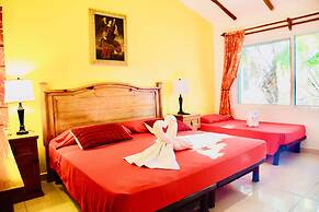 Gorgeous 22 People Villa With Pool Playacar Phase 2