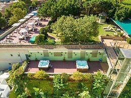 Hotel Agua Beach - Adults Only