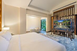 Phukalini Luxury Pool Villa & Onsen