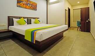 Treebo Lazystay Grand Patia