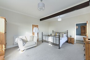Borrowfield Lodge