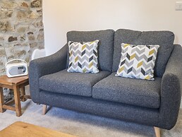 Honey Bee Cottage