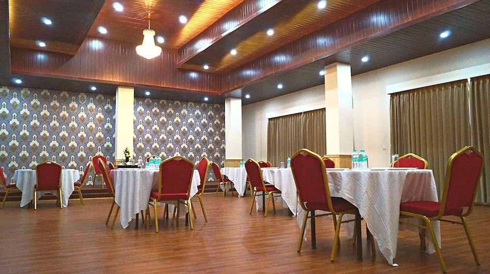 HOTEL YEASEL CONTINENTAL