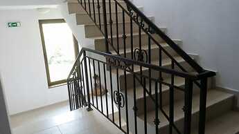 Inviting 1-bed Apartment in Aleksandrovo
