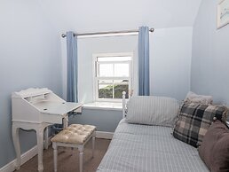 2 Cliff Cottages