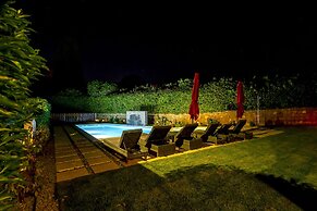 Lotus Villa 2 Albufeira