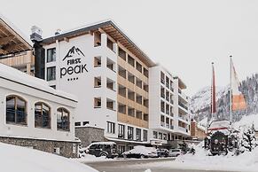 FIRSTpeak
