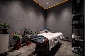 Frankfort Hotel & Spa