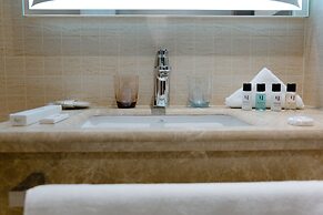 Frankfort Hotel & Spa