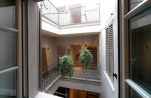 Bergamo Inn 21