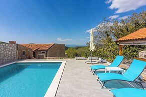Villa Green Point