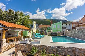 Villa Green Point