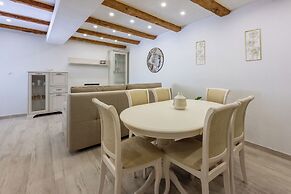 Villa Green Point