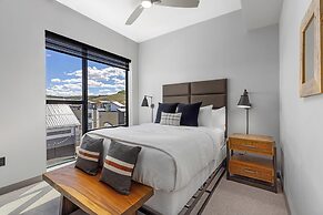 Hotel Indigo Silverthorne by IHG