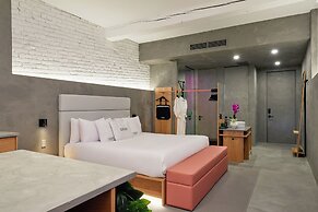 David Hotel