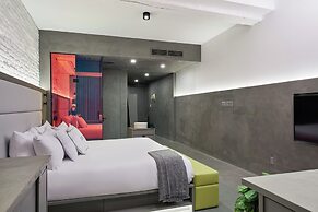David Hotel