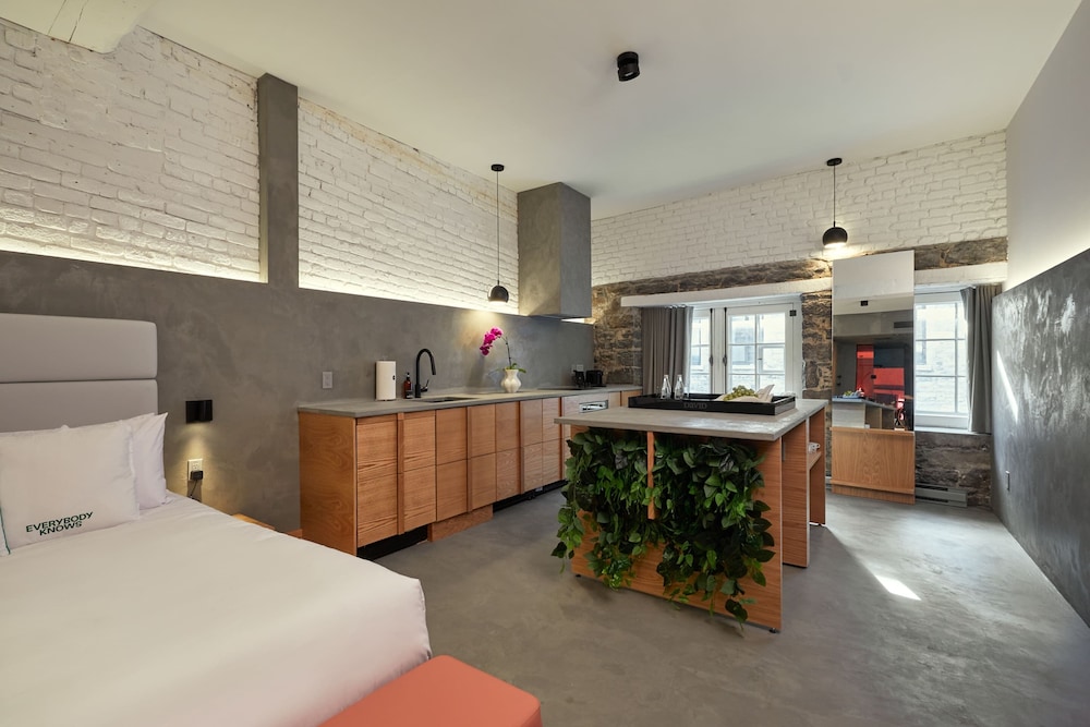 David Hotel
