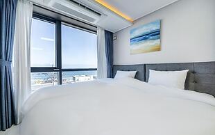 Song Jeong Hotel Blue Castle