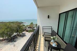 Cosy Beach Hotel