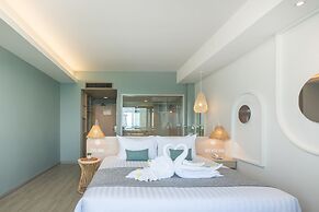 Cosy Beach Hotel