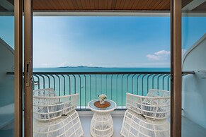 Cosy Beach Hotel