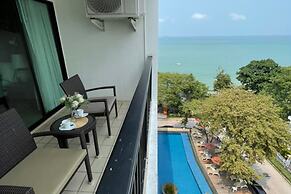 Cosy Beach Hotel