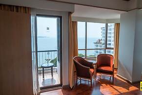 Cosy Beach Hotel