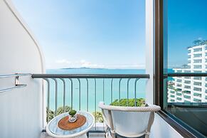 Cosy Beach Hotel
