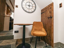 Ascot Cottage
