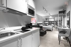 Modeco Nilie Hospitality MGMT